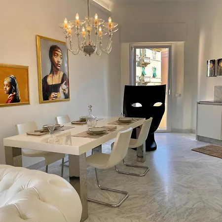 Andrews Luxury *